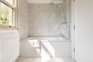 2BR Flat 10min to London Bridge