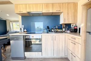 Bungalow & caravane vintage proche plages