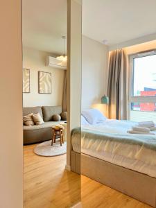 Komfortowy apartament przy plaży z klimatyzacją i parkingiem