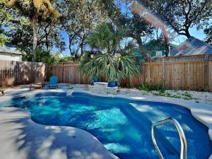 16 6th Avenue by Tybee Vacation Rentals