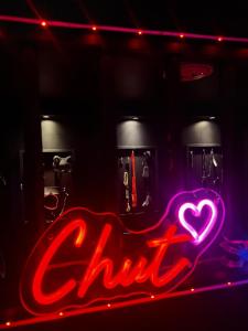 Love Room Les secrets interdits