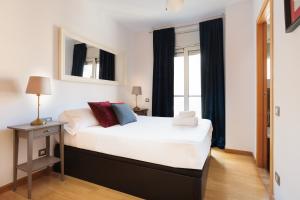 Mar Bella Beach Apartments