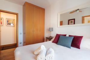 Mar Bella Beach Apartments