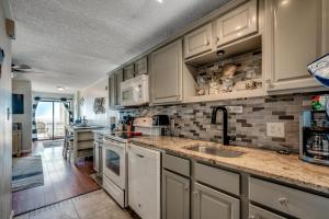 San-a-Bel Towers 307