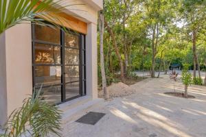 Luxury apartment at Chichíl Pool Gym Access