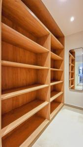 Private jacuzzi, heated pool, AC, garage, 250m beach,