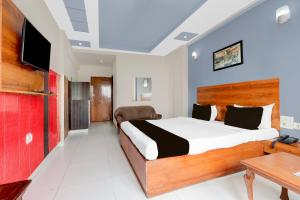 Collection O Taj Empire