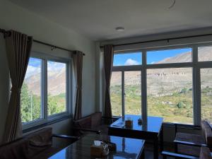 Hotel the valley view