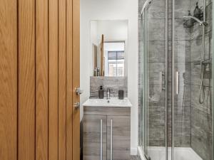 The Calm Quarters - City Centre 2BR 2BA