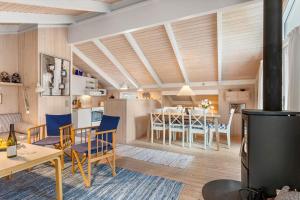 TV1693-Albaek-Gl-Kirkevej-44