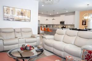 Casa 6Q c Piscina – 10 Min da Disney