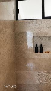 Exclusive Spacious 2 Br. Apt. wPrivate Pool Sonos Audio Speakers