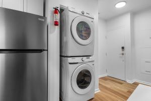 Central Lawrenceville 2 Spacious and Stylish Two Bedroom Apartment with Free Street Parking