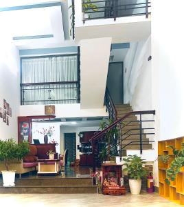 Nhà Phố Gần Biển Bãi Sau - 4 Phòng Ngủ