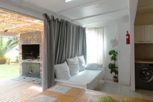 The Ocean Side Cottage