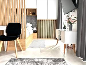 EASY RENT- Business Center 194 Free Parking 24h Check-in