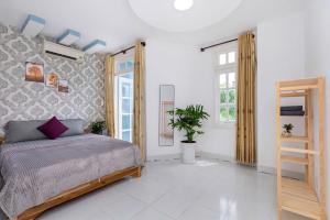 Nhà Phố Gần Biển Bãi Sau - 4 Phòng Ngủ