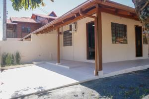 Casa ou Suítes à 800mt do Parque Beto Carrero World