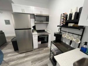 KING OF MIAMI - 1 mile from Brickell 2BD Apartment!