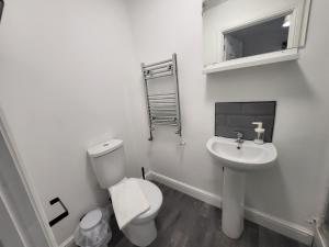 Fishpond Family Suite