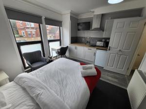 Fishpond Family Suite