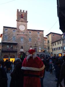 Appartamento Io e Te Cortona centro storico - seconda doccia su romantica corte