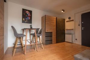 Adventure Apartment 1 