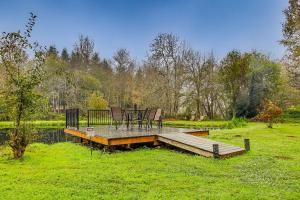 3 Acres! Spacious Waterfront Home in Amboy