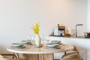 Seaviews Reserve The Breeze