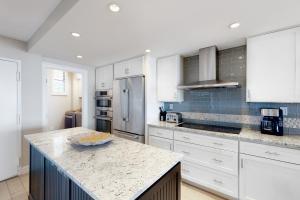 Sea Colony - 405S Edgewater House Rd