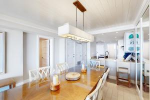 Sea Colony - 405S Edgewater House Rd