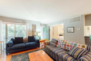 Sea Colony - 55050 Pine Lake Dr