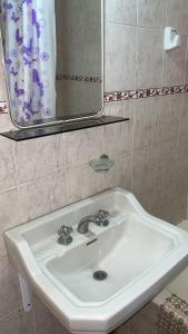 Departamento Bolívar a 2 cuadras de la costa