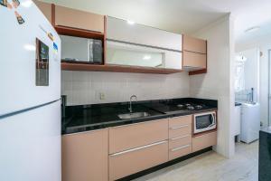 Aluguel Apartamento 2 quartos vista mar BombasSC