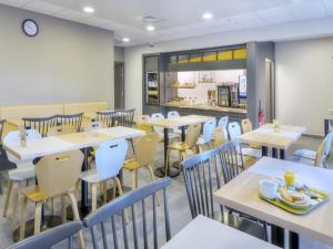 Hotels B&B HOTEL Marseille Les Ports : photos des chambres