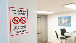 1 bedroom guesthouse including parking on premises