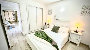 Sur y Sol Junto al Mar by Deihu Experiences