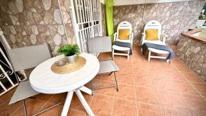 Sur y Sol Junto al Mar by Deihu Experiences