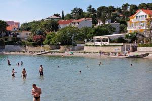 Apartment Rab 12616a