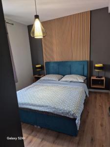 Apartments with WiFi Crikvenica - 16451