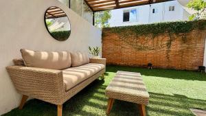 Beautiful and comfortable house overlooking the pool and garden