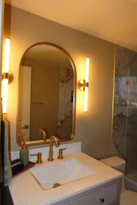 The Hidden Nest- A Quaint Retreat