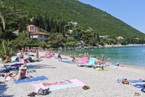 Apartments by the sea Trpanj, Peljesac - 9487