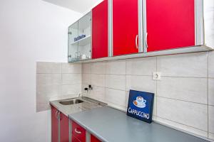 Apartments with parking space Vodice - 12721