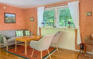 Amazing Home In Fjälkinge