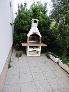 Apartments by the sea Barbat, Rab - 11797