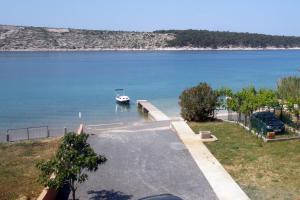 Apartments by the sea Barbat, Rab - 11797