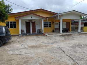 Ummi chalet