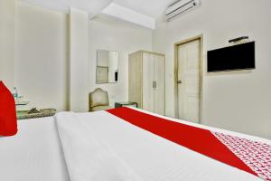 Hotel O Crown Continental