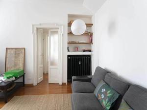 Stylish retreat for two in Milan